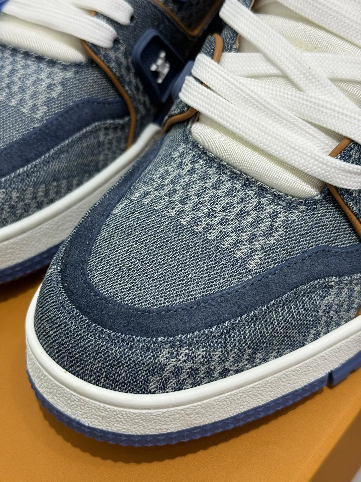 LOUIS VUITTON 67 Shoes
