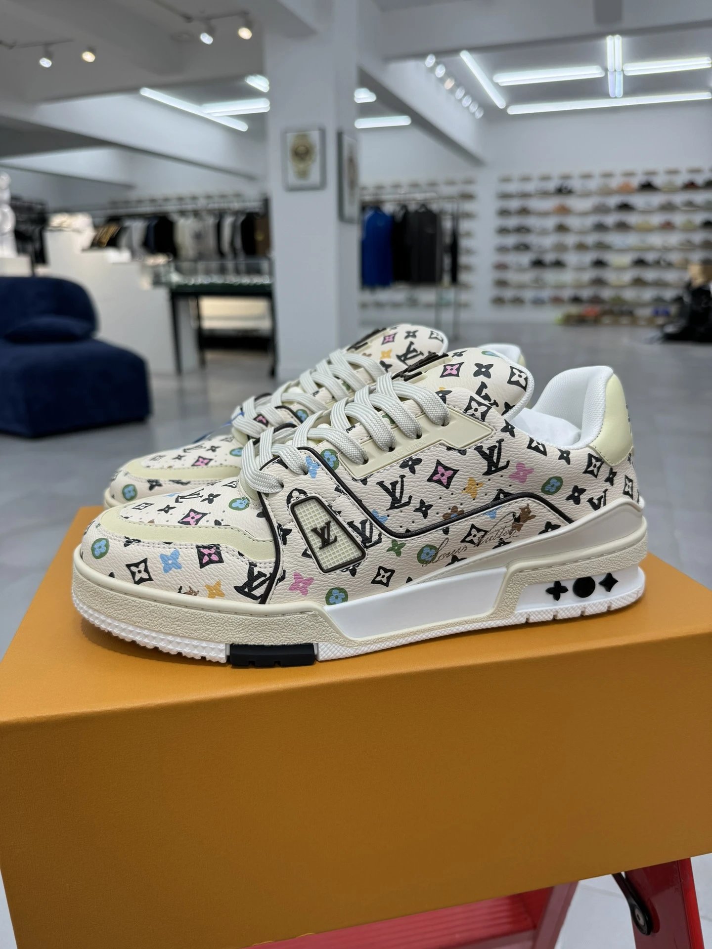 LOUIS VUITTON 64 Shoes