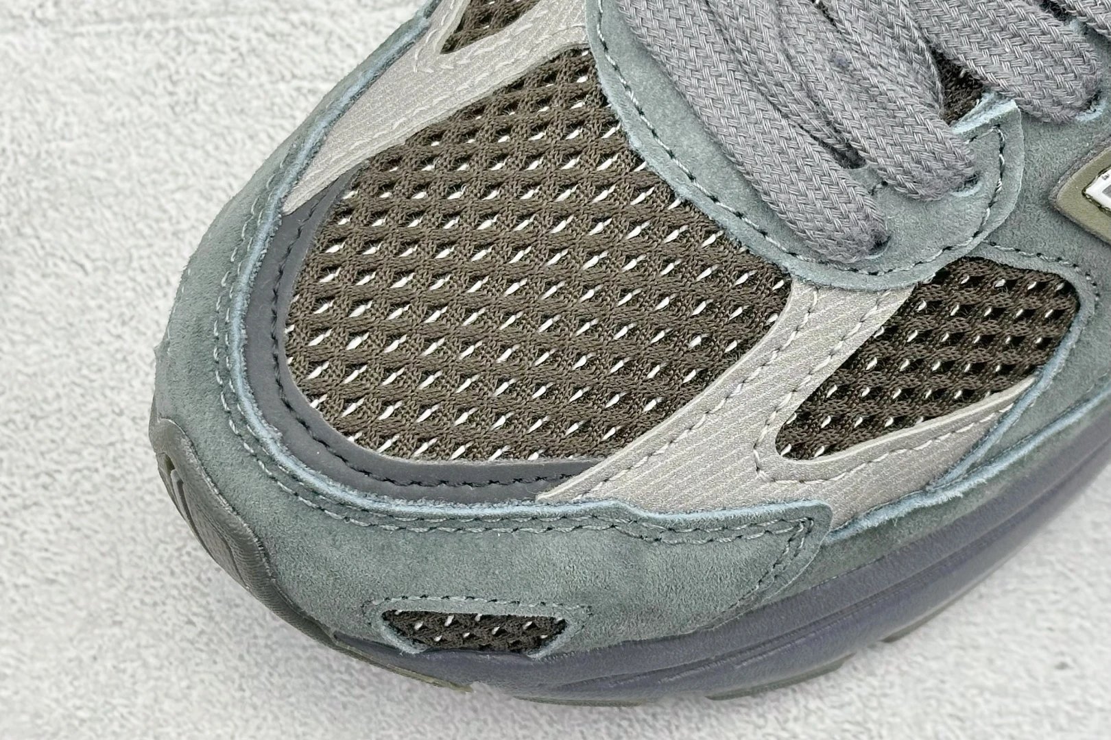 NBalce  2010Shoes