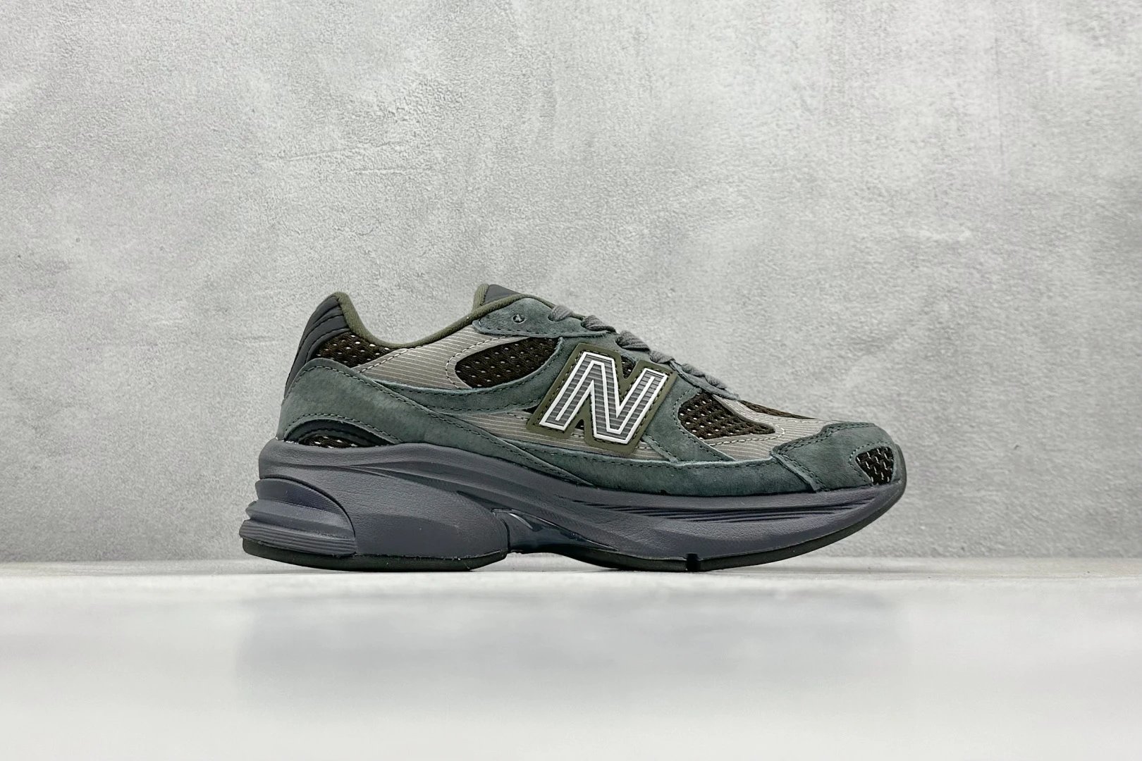 NBalce  2010Shoes