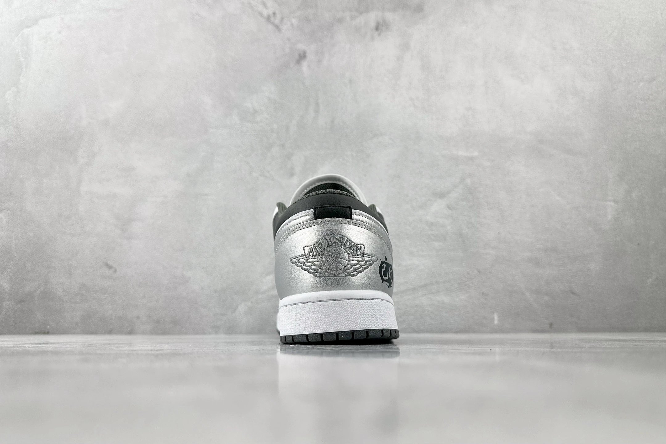 Nike Air jordan Shoes