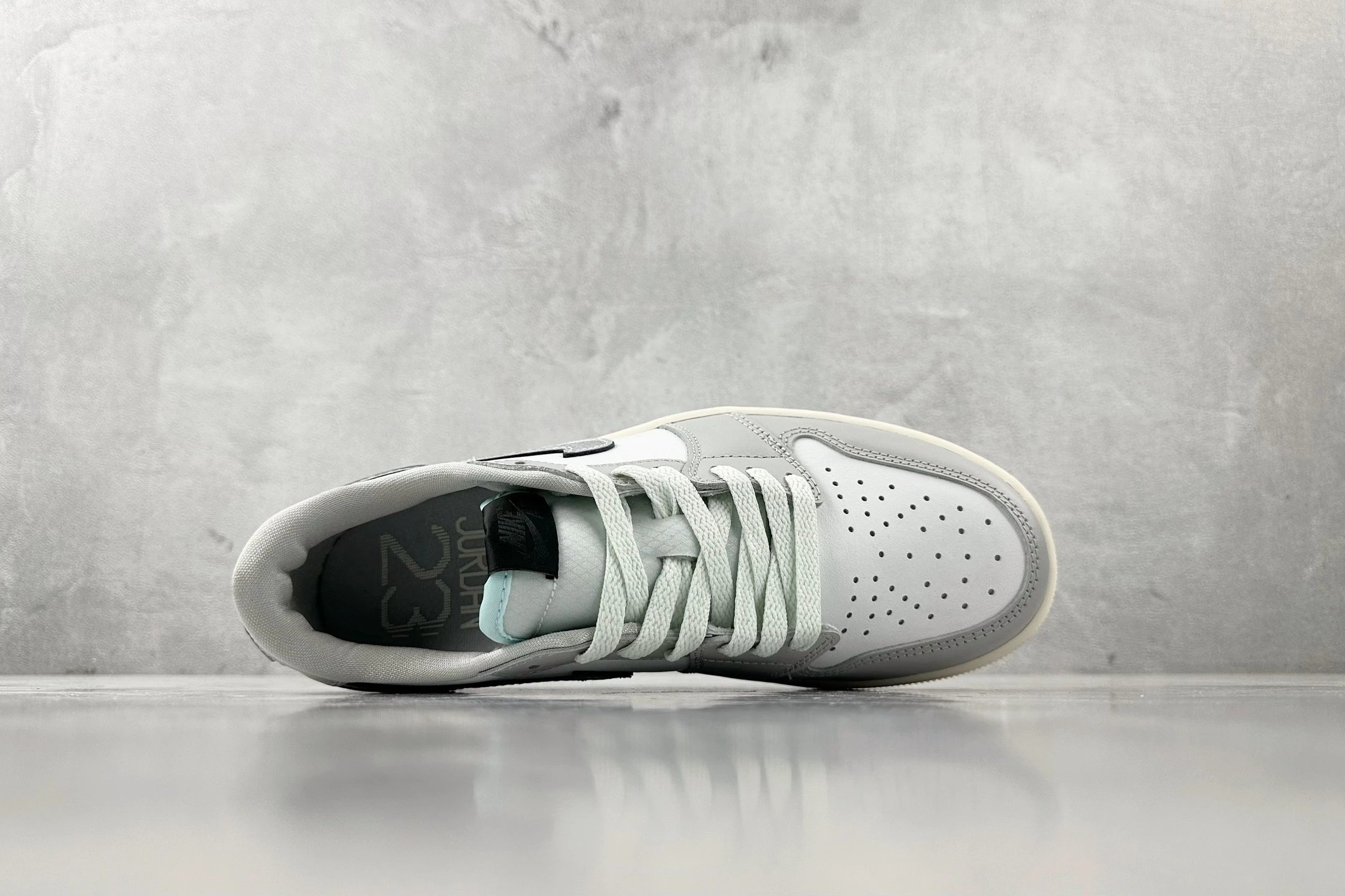 Nike Air jordan Shoes-1