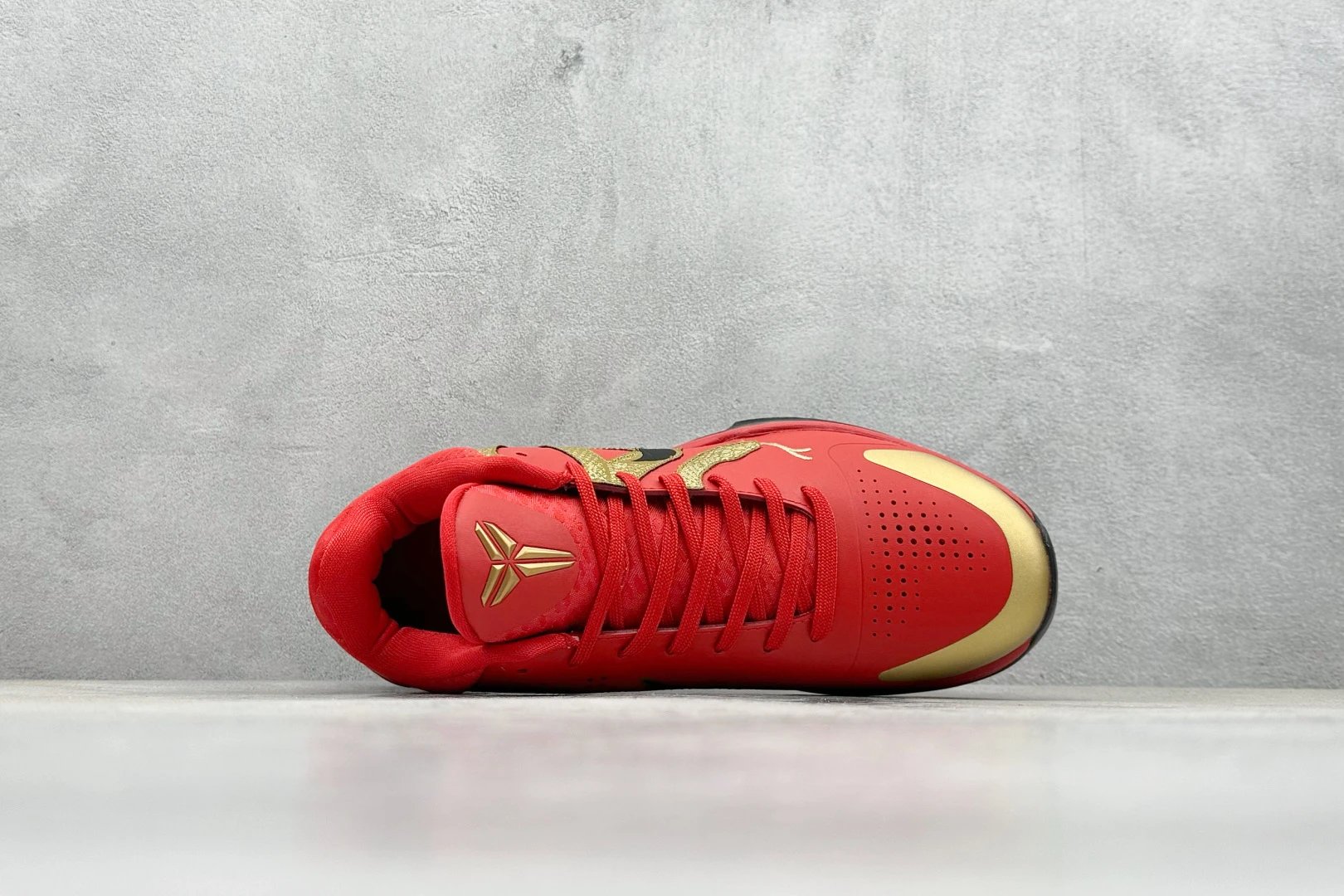 Nike 5 Mamba shoes