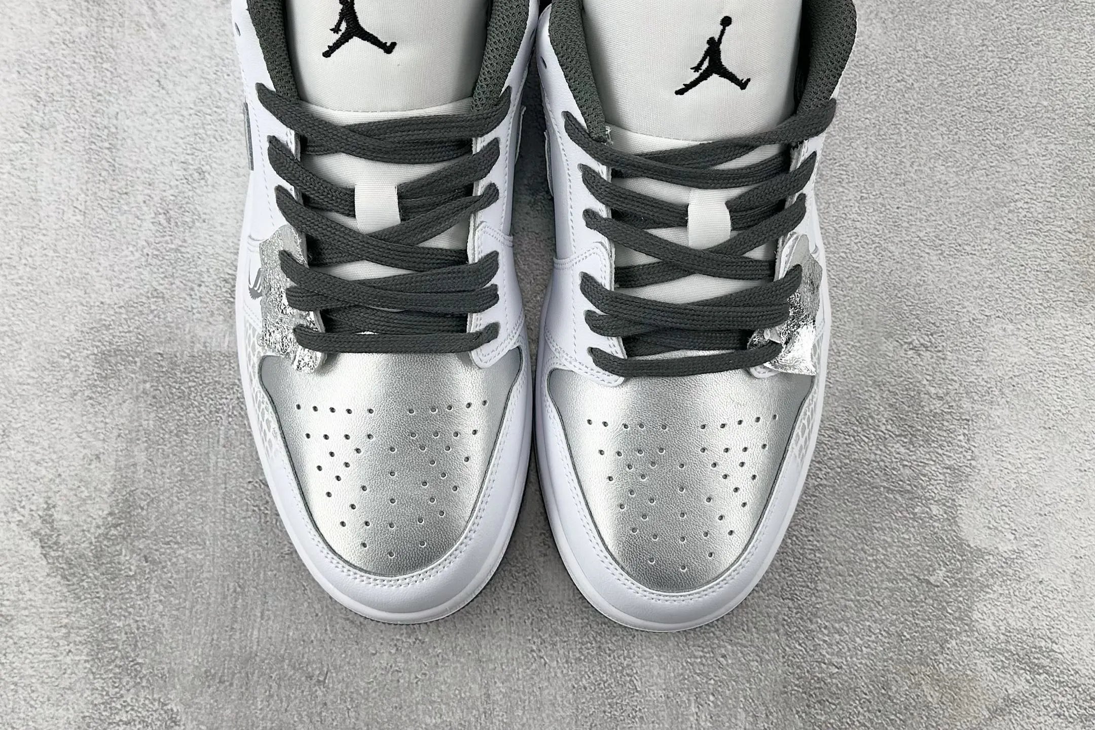 Nike Air jordan Shoes