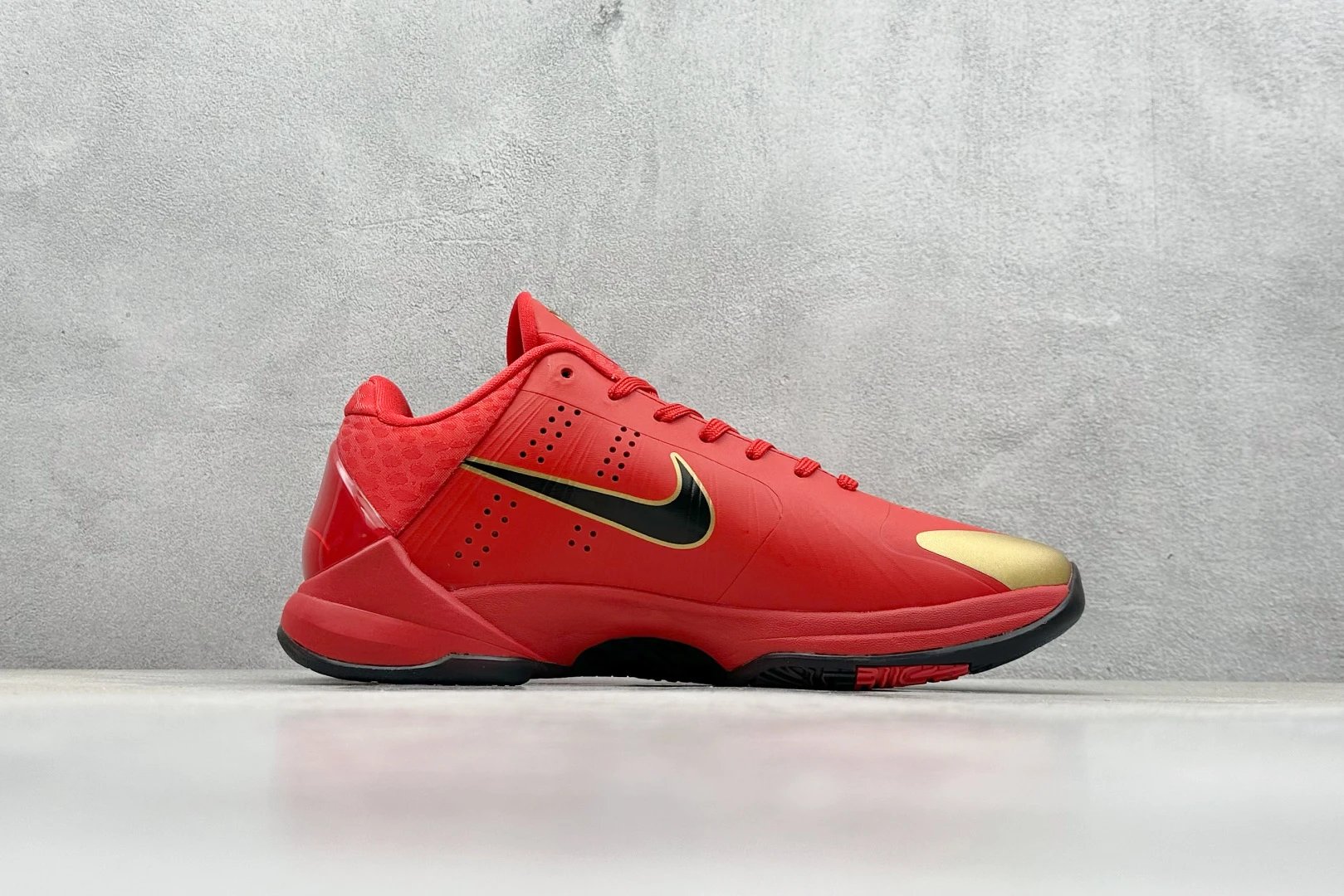 Nike 5 Mamba shoes