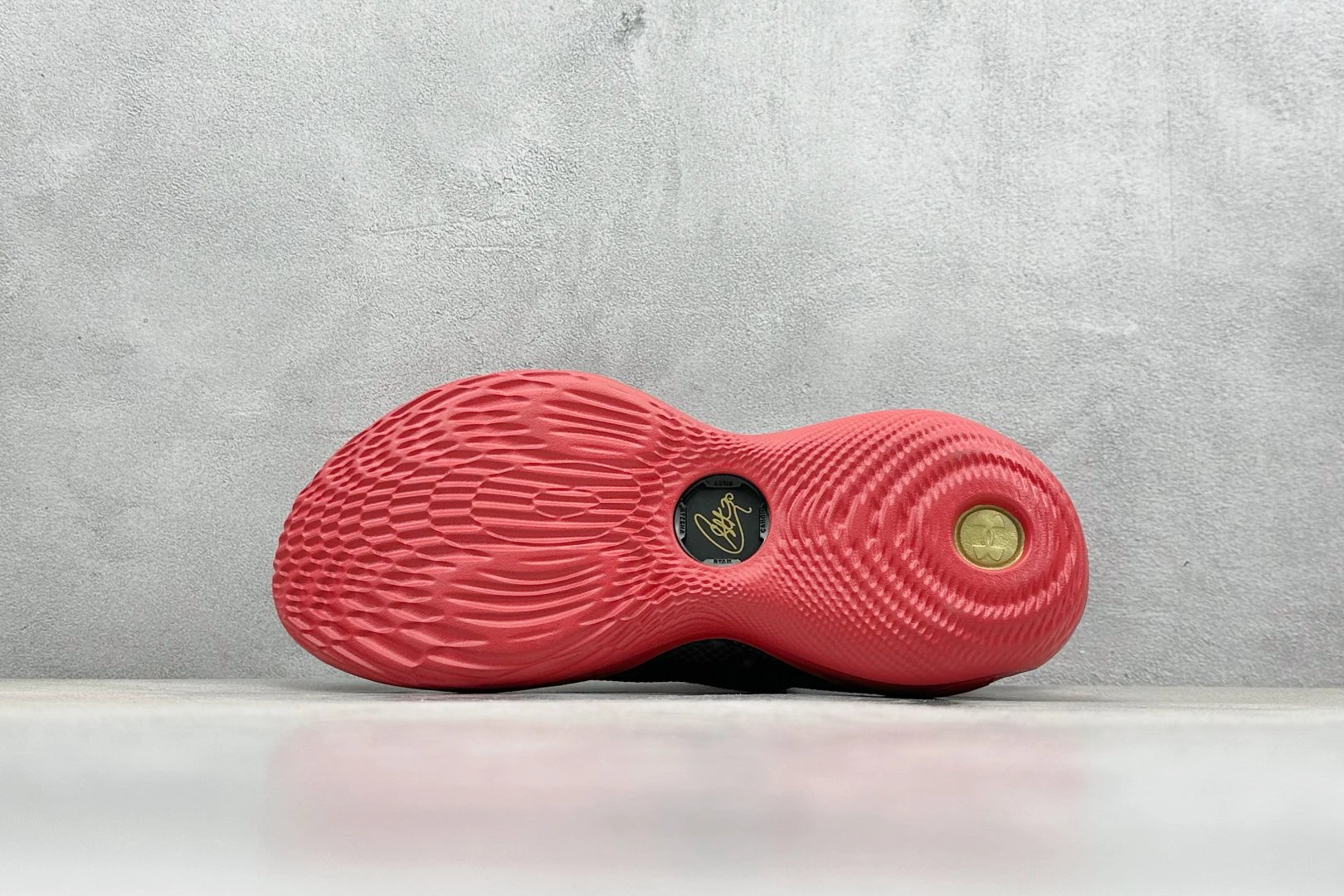 Underar Shoes