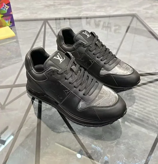 LOUIS VUITTON Run Shoes-1