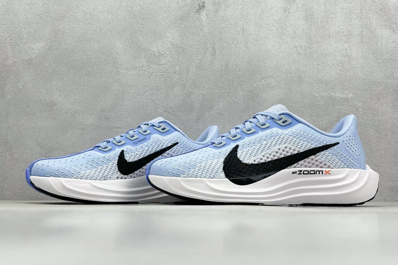 Nike ZoomX Streakfly White / Red Running Shoes - 7