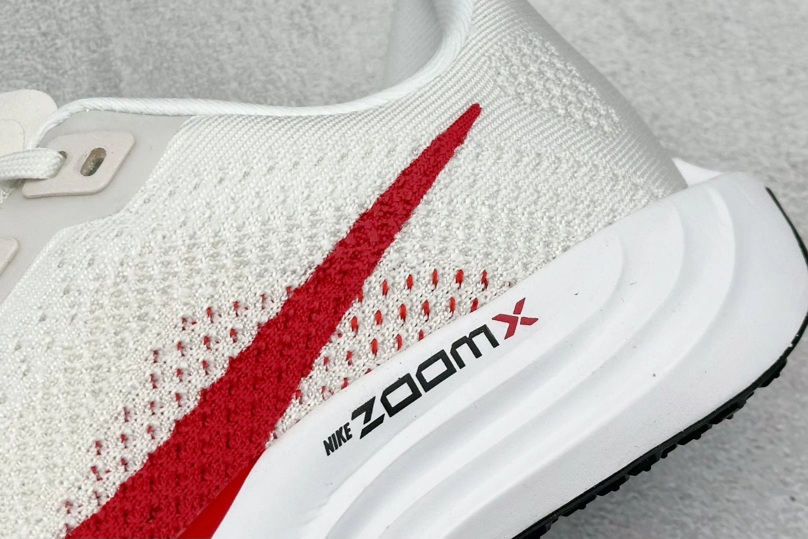Nike ZoomX Streakfly White / Red Running Shoes - 20