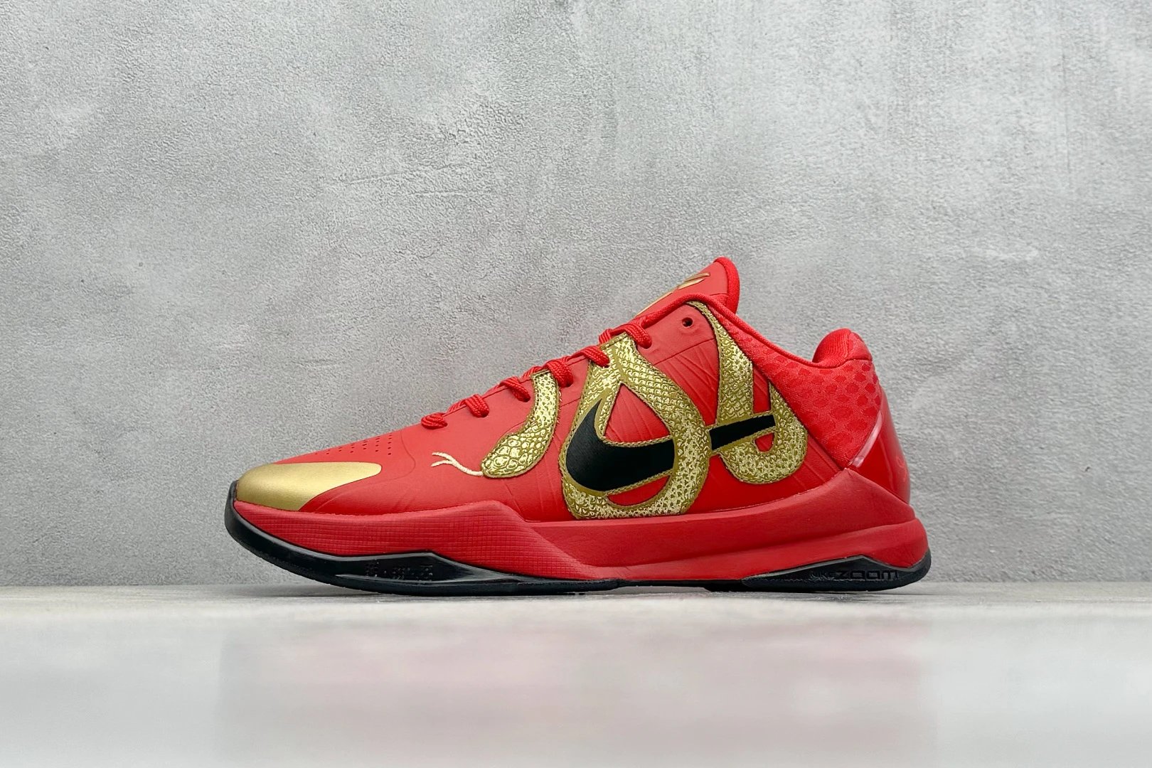 Nike 5 Mamba shoes