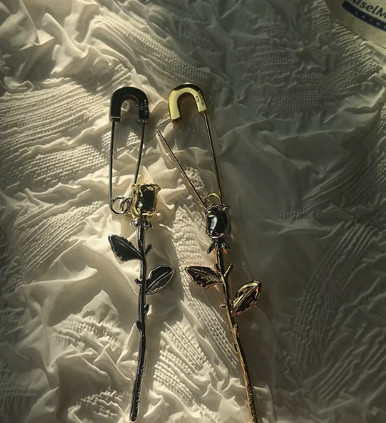 AMBUSH Earring ( 2 Colors)