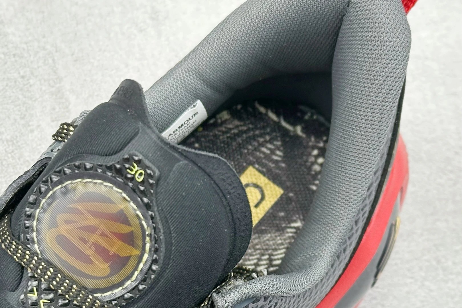 Underar Shoes