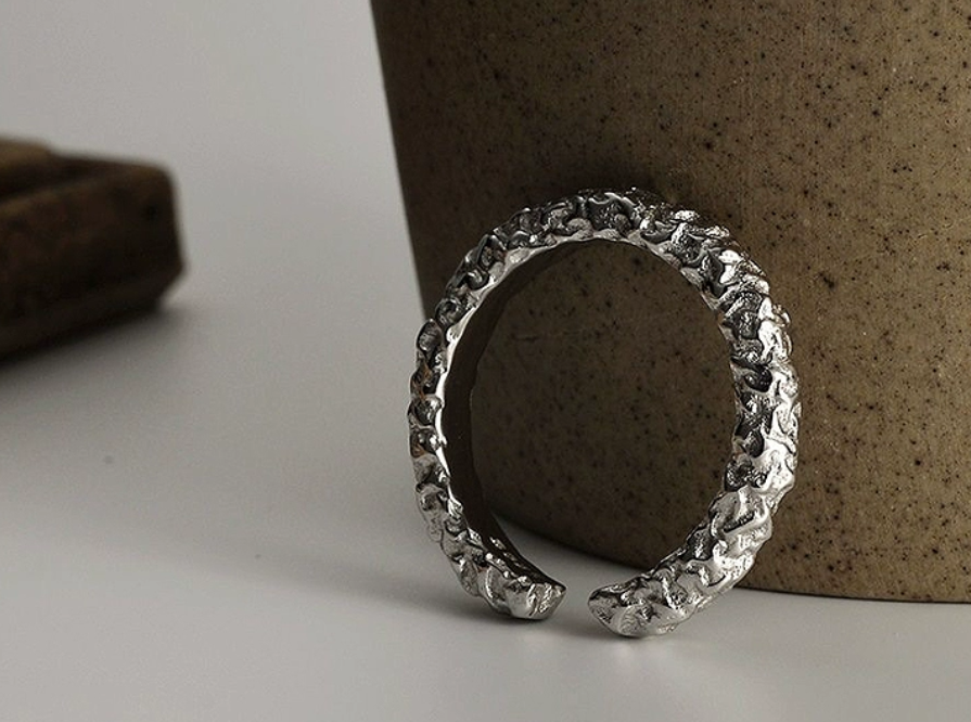 AMDUSH Ring