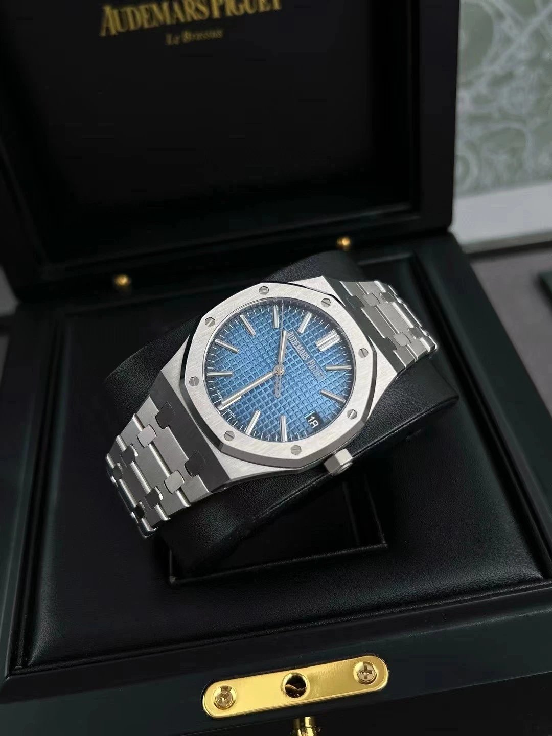 Audemars Piguet Royal Oak 15202ST Blue Tapisserie Dial Steel Watch Watches - 2