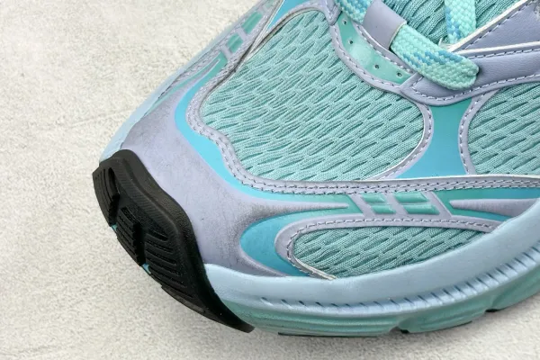 Design Skechers D'Lites 3.0 Gray Metallic Chunky Sneakers - 9
