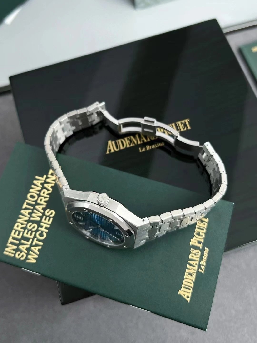 Audemars Piguet Royal Oak 15202ST Blue Tapisserie Dial Steel Watch Watches - 6