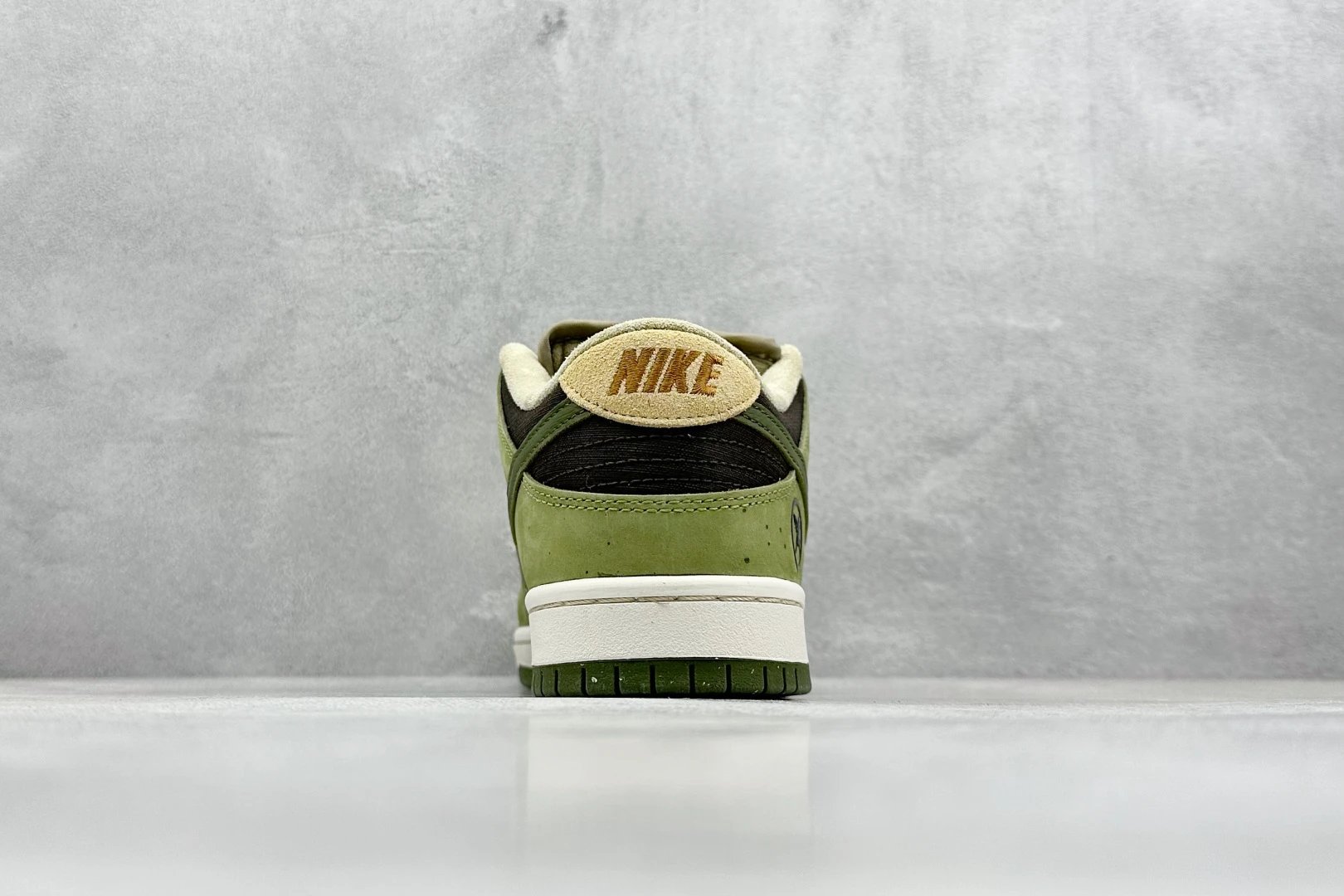 Nike dk x Yu Shoes