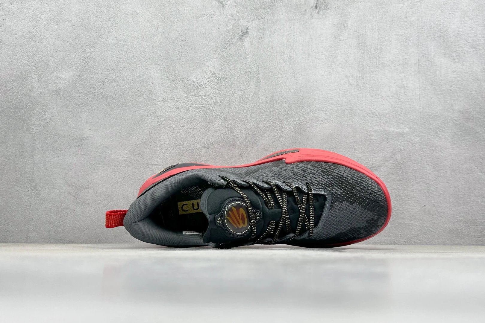 Underar Shoes