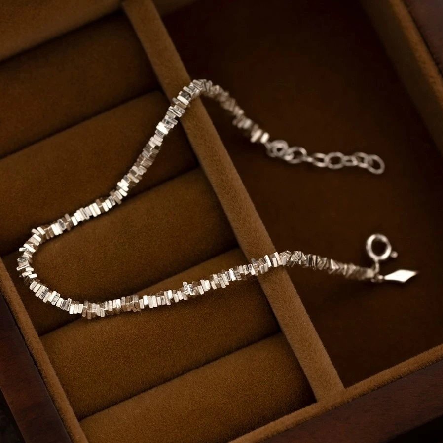 AMDUSH Bracelets-1