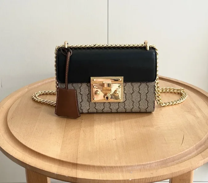 GUCCI bag-67 (1 Color )