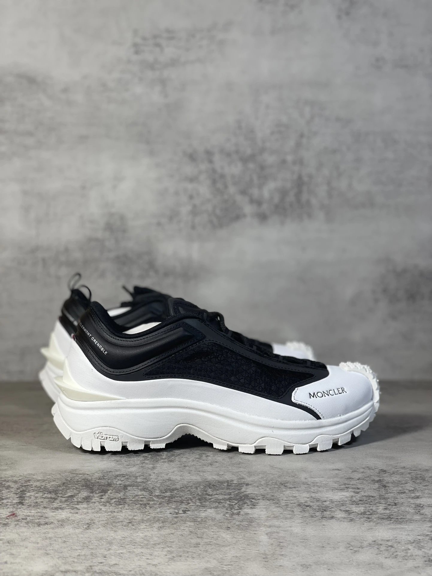 Monclar tral Shoes-1