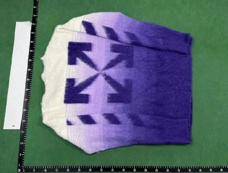 OFF-WHITE Sweater