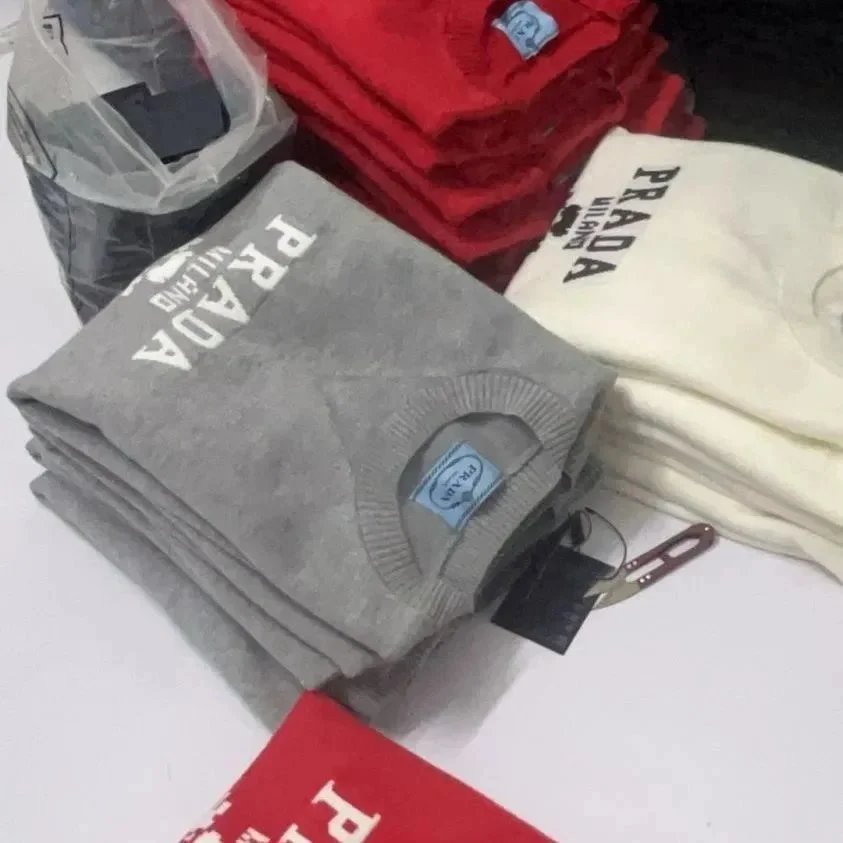 PRADA Sweater1