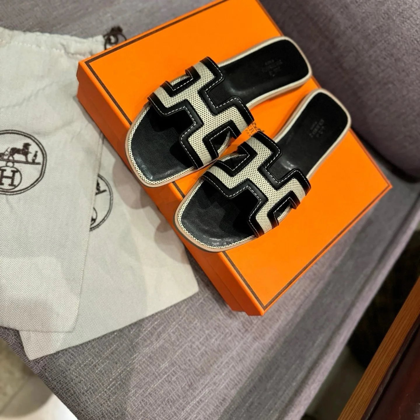HERMES Shoes-2