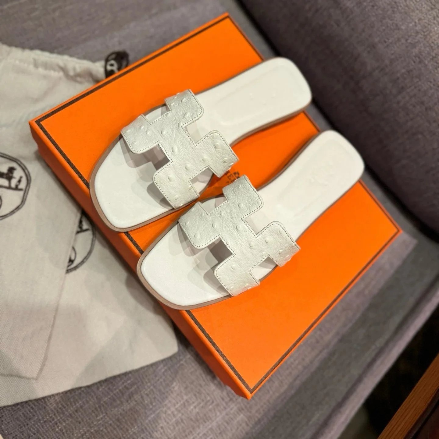 HERMES Shoes-2