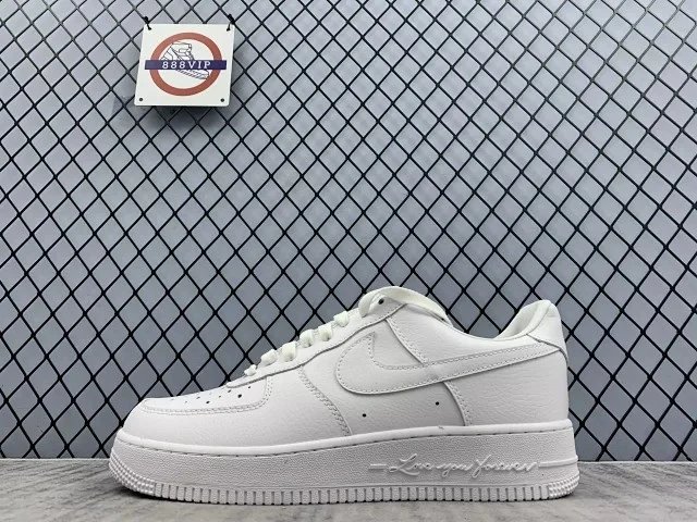 Nike x  No Shoes