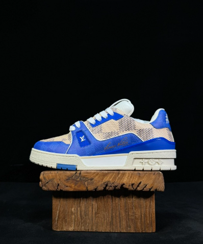 LOUIS VUITTON LV Trainer Shoes