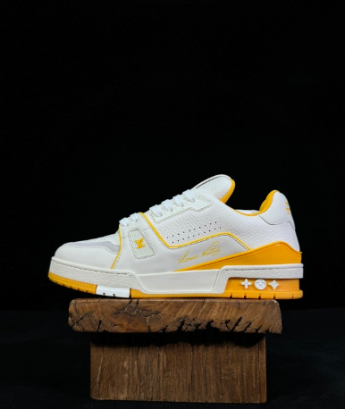 LOUIS VUITTON LV Trainer Shoes