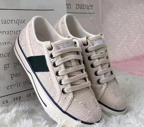 Gucci 1977 shoes