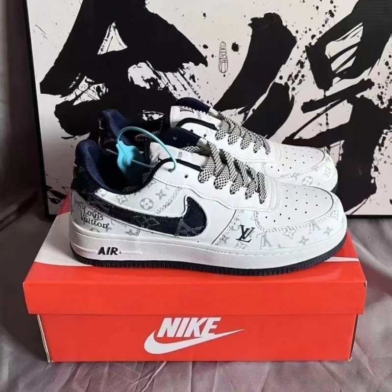 Nike afe Shoes