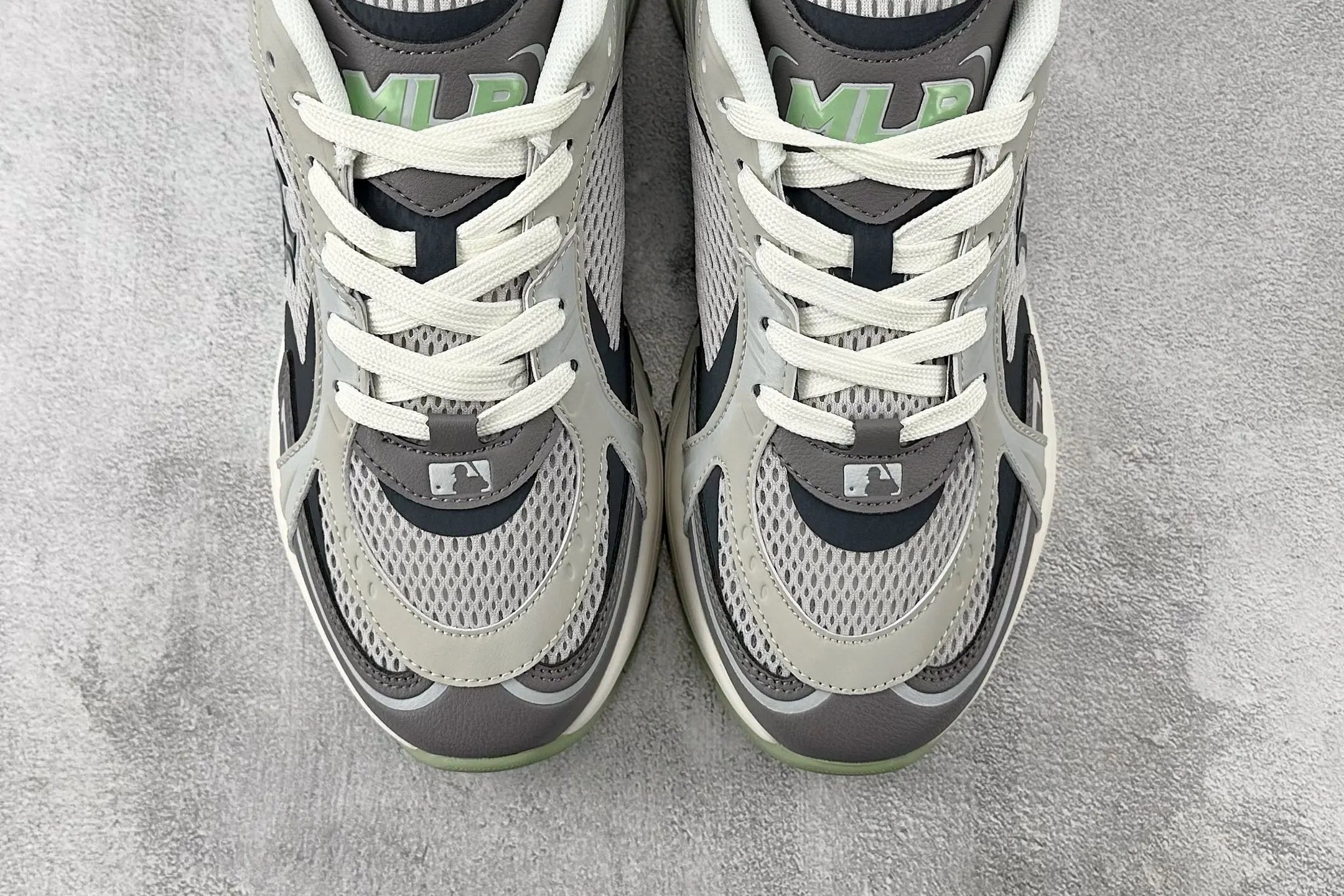 MLB Shoes