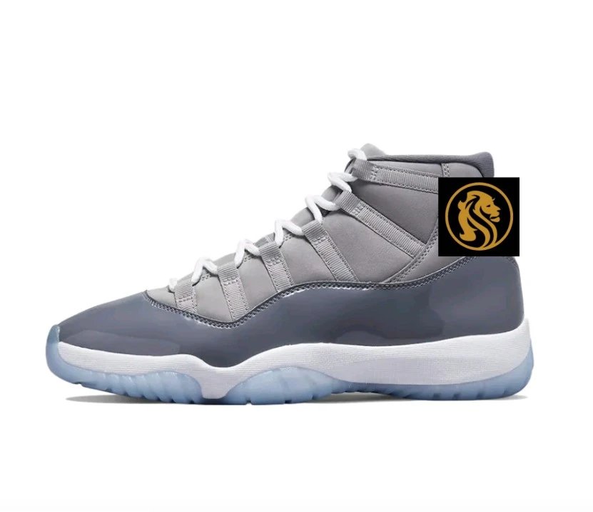 Air jordan 11 retro and gown Shoes