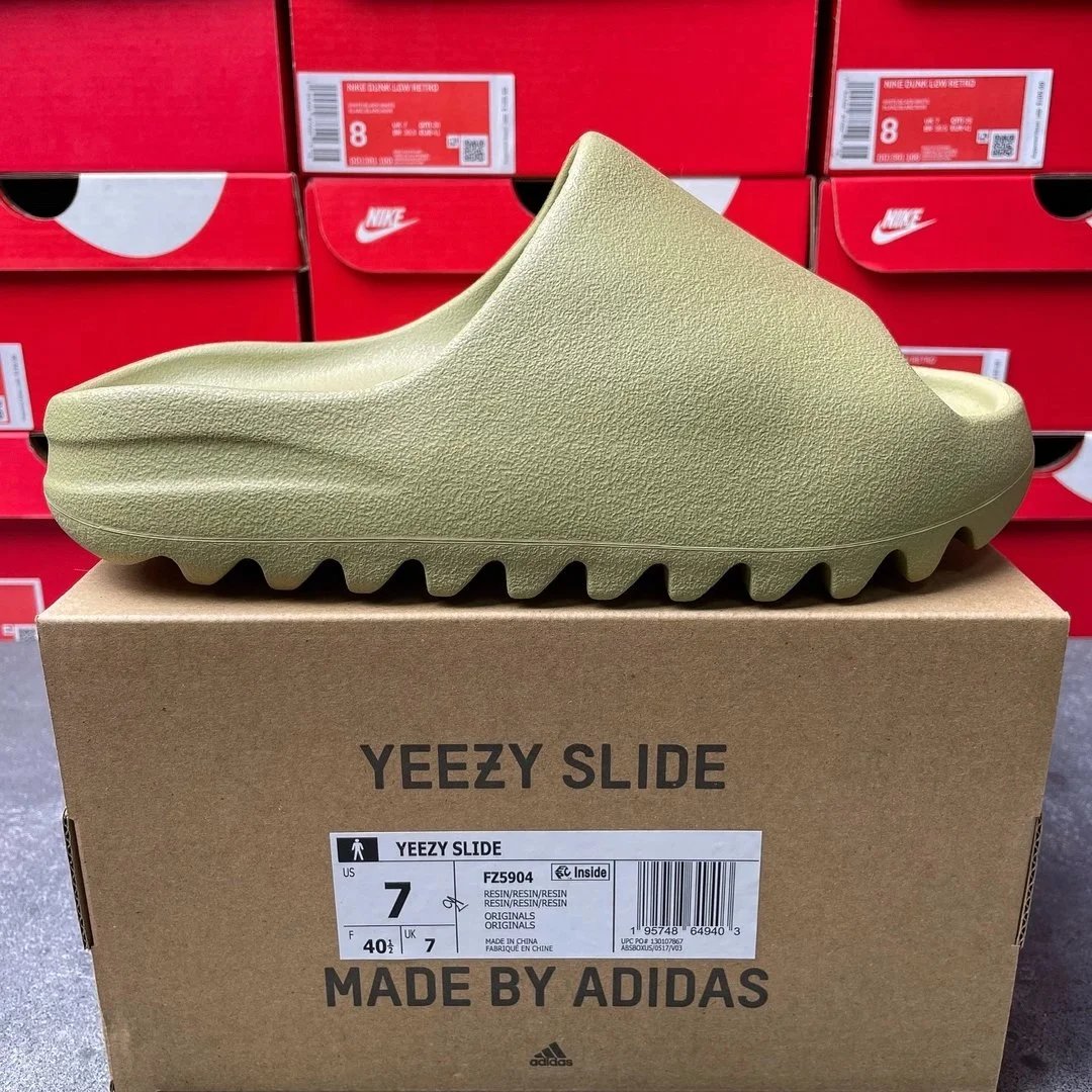 Yezzy slide Shoes