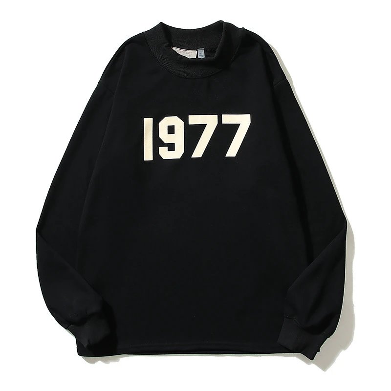 ESSENTIALS Sweashirt