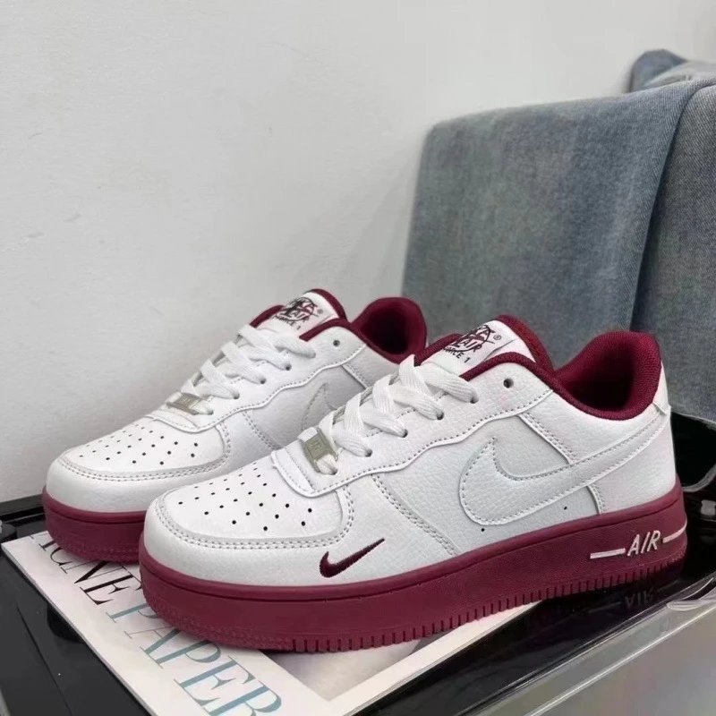 Nike afe Shoes