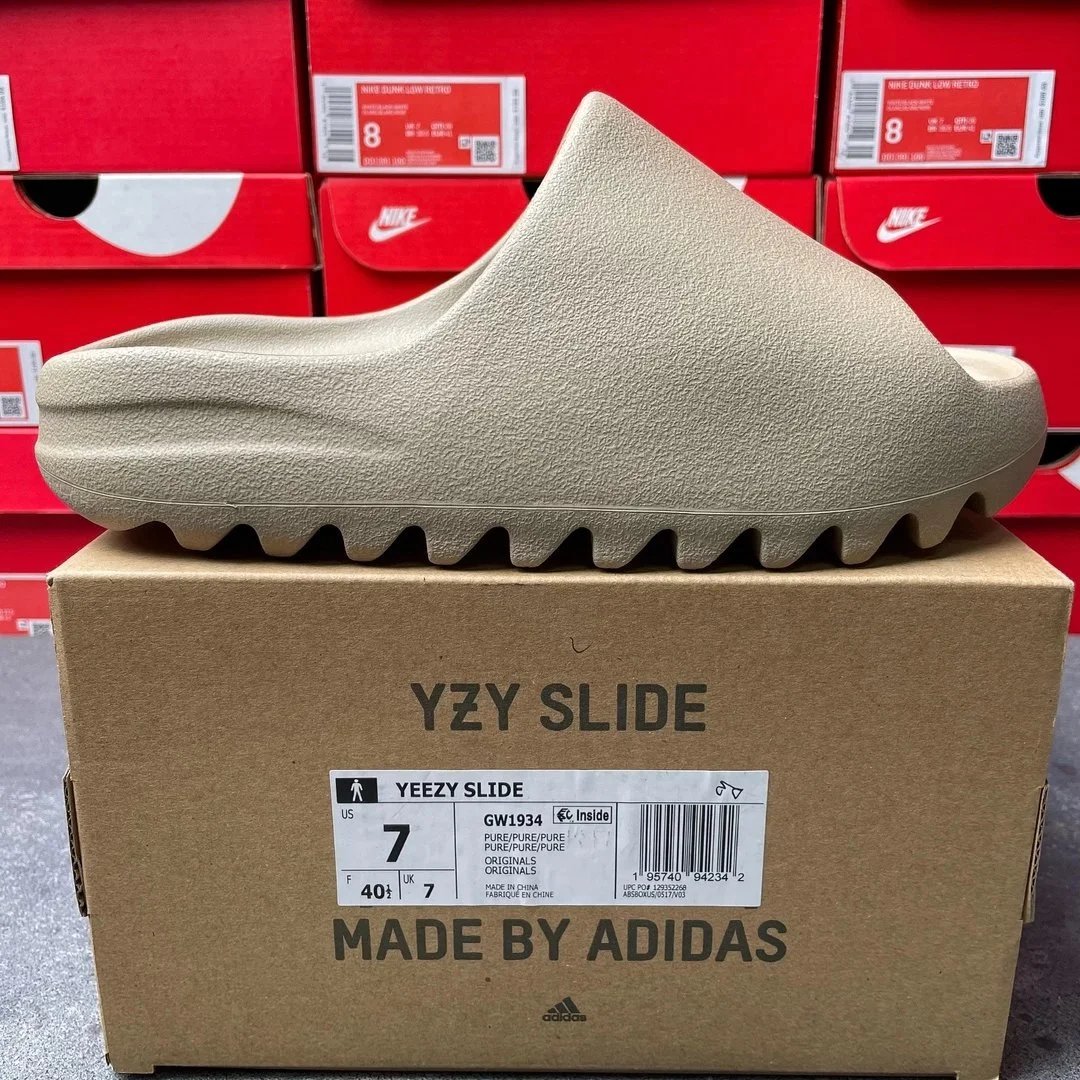 Yezzy slide Shoes