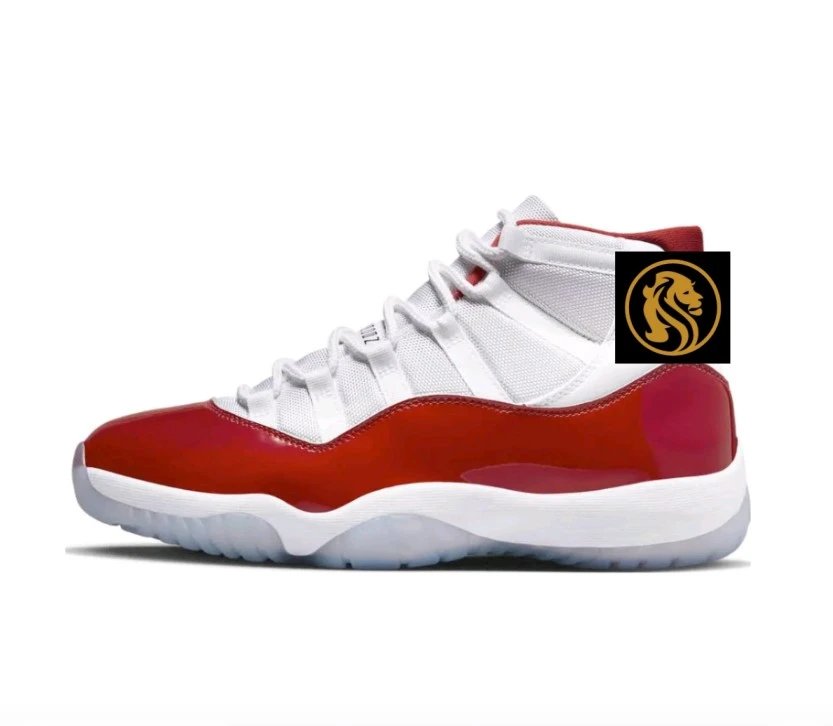 Air jordan 11 retro cap and gown Shoes