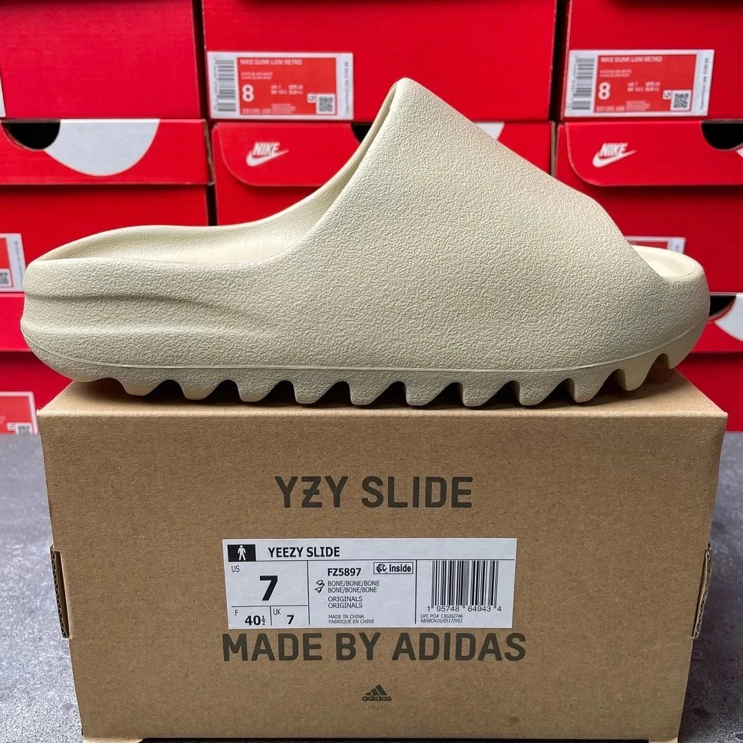 Yezzy slide Shoes