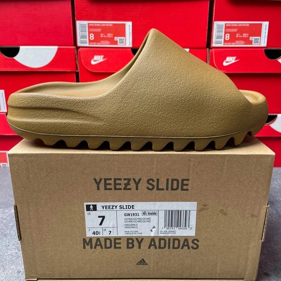 Yezzy slide Shoes