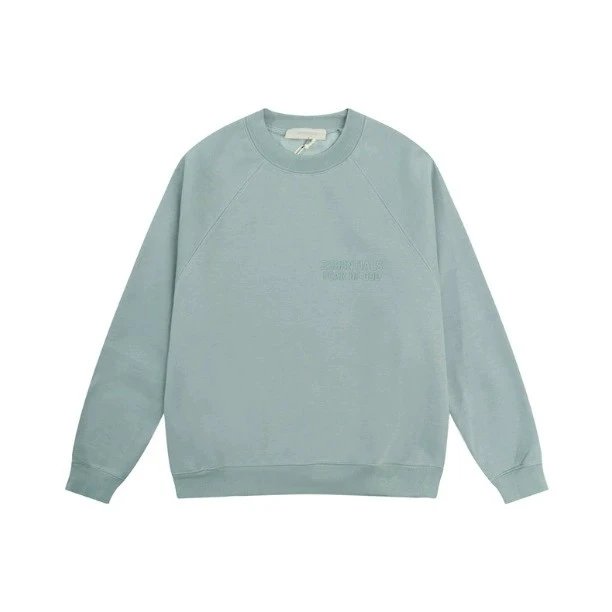 ESSENTIALS sweashirt