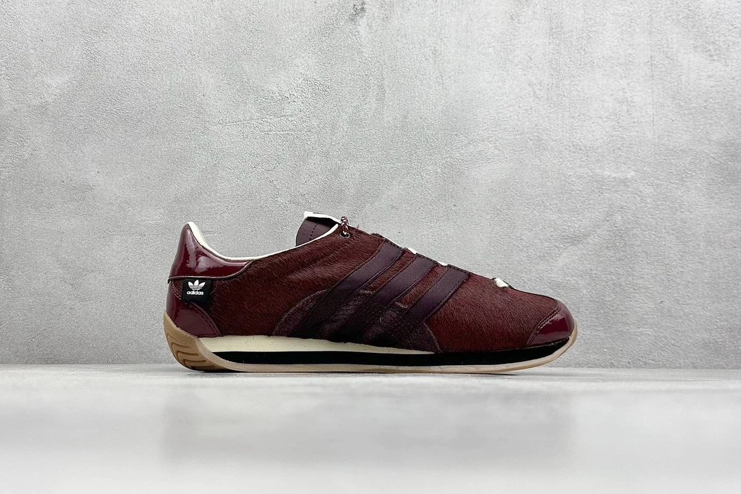 Adidas Country Shoes