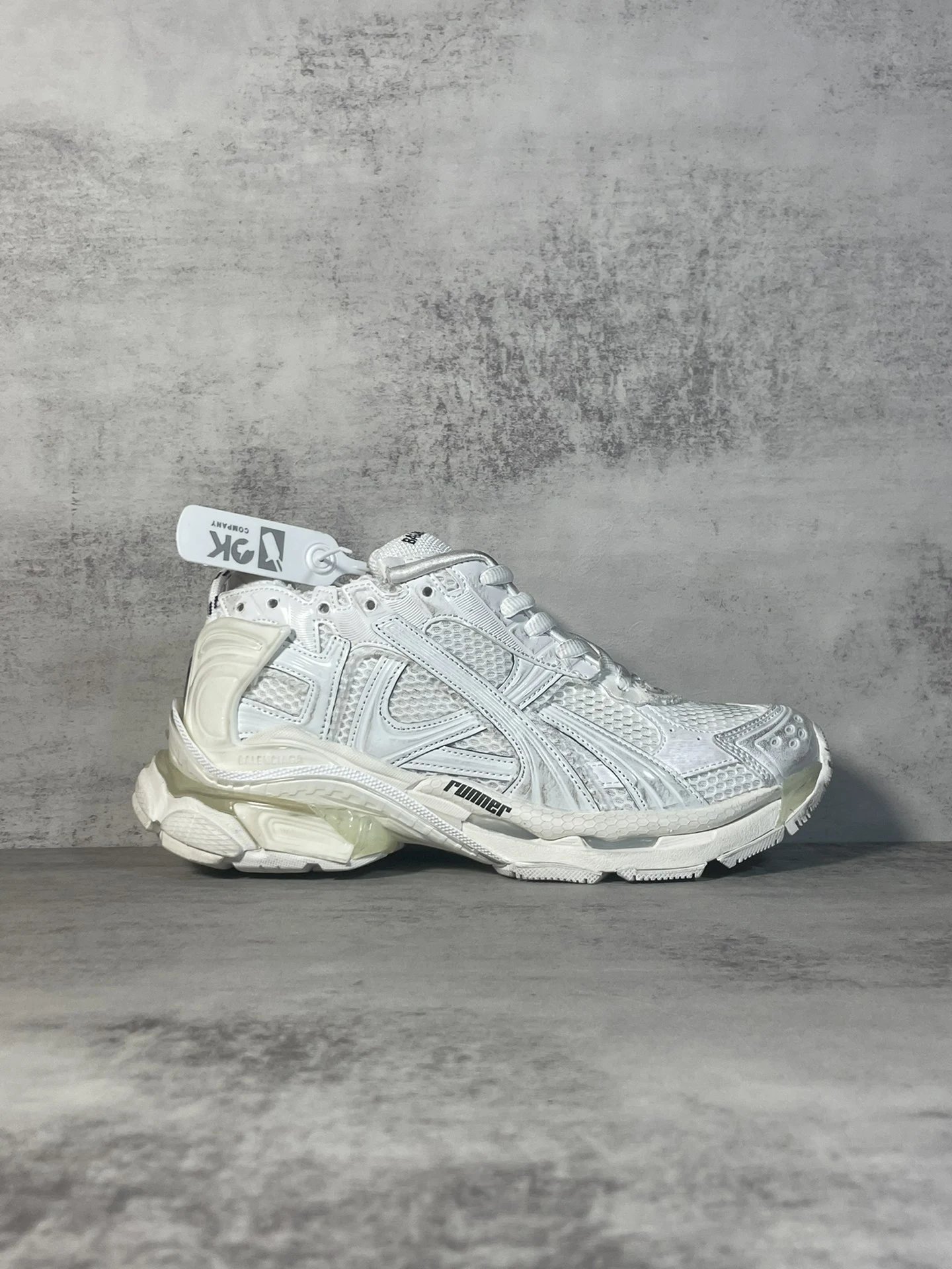 1:1 Batch BALENCIAGA Runner Shoes -1