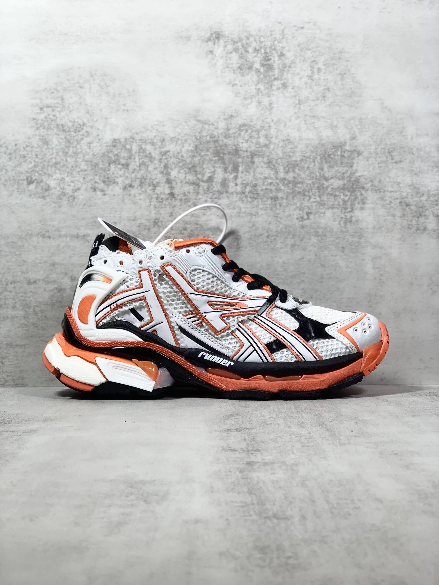 1:1 Batch BALENCIAGA Runner Shoes -1