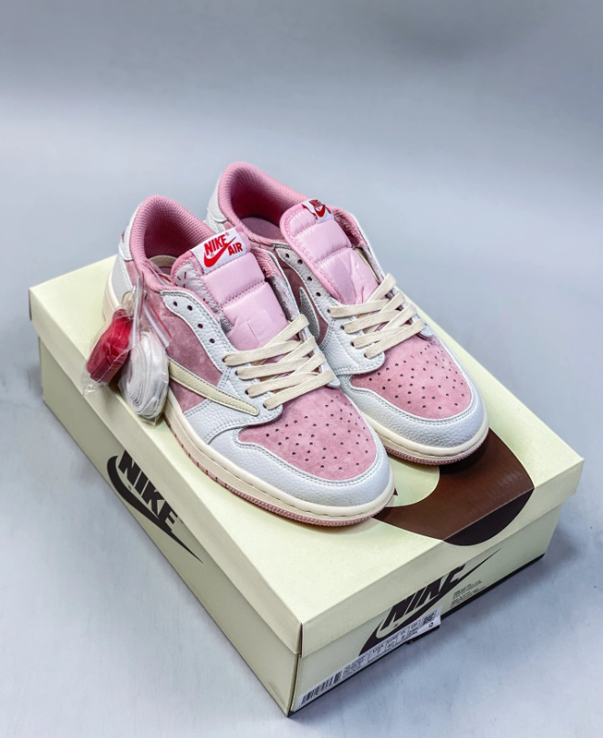 Travis Scott x Fragment Design x  Air Jordan 1 Low OG SP  Shoes