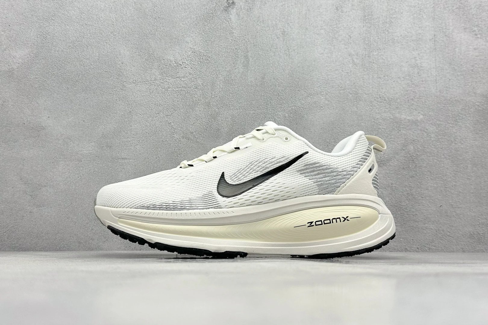 Nike Zoom VOMERO18