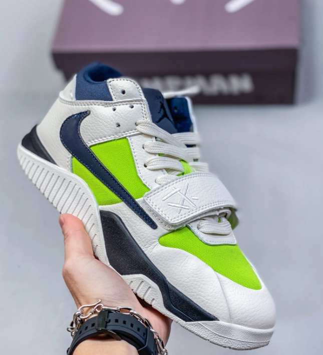 Travis Scott x Fragment Design x  Air Jordan 1 Low OG SP  Shoes